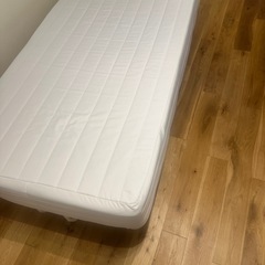シングルマット足付き
の画像