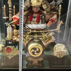 【取引中】タイヤチェーンと五月人形2点差し上げますの画像