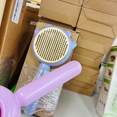 ⭐️かわいい⭐️新品　犬猫用　猫型肉球ブラシの画像