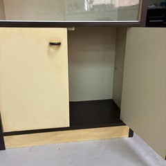 本棚、食器棚
の画像