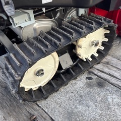 使用回数少ないホンダハイブリッド除雪機HSS1170i 左右旋回ボタン中古