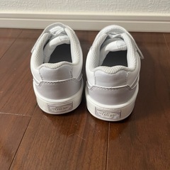 VANS 白スニーカー　17.0㎝の画像