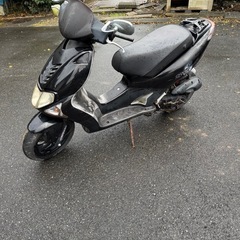 キムコ　スーパー9 　バイクの画像