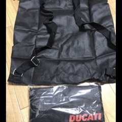 DUCATI ドゥカティ ブルゾン  折りたたみリュック×２個の画像