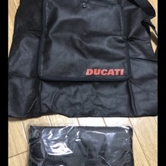 DUCATI ドゥカティ ブルゾン  折りたたみリュック×２個の画像