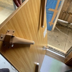 折りたたみテーブルの画像