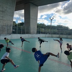サッカー/フットサル/ボディーメイク/運動/ストレッチの画像