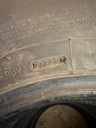 【大幅値下げ】245/75R16 サマータイヤ