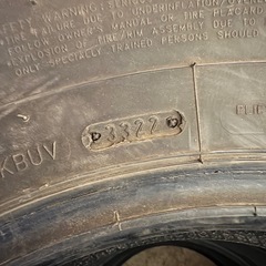 【大幅値下げ】245/75R16 サマータイヤの画像