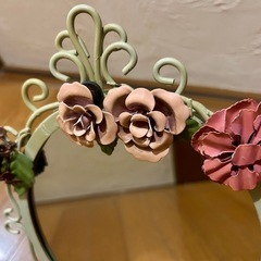 お花　アンティーク鏡の画像