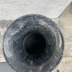 【🤩黒大理石⁉️】重厚感のある壺の画像