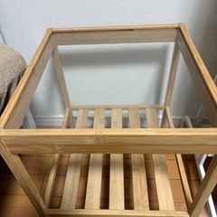 IKEA サイドテーブルの画像