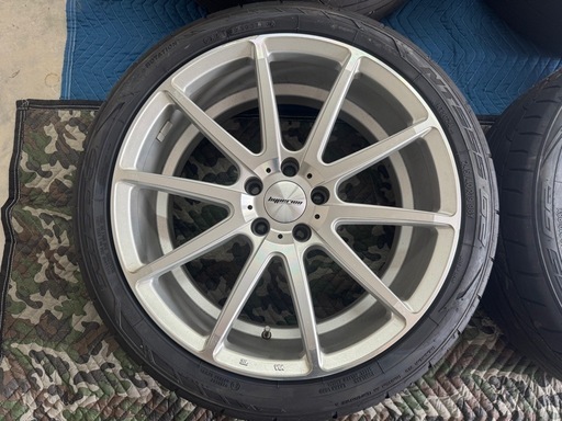 【中古】19インチタイヤホイールセット ハイペリオン245/40R19
