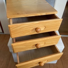 木製卓上引き出し3段の画像