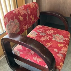 座敷椅子
の画像