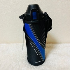 スポーツドリンク対応 水筒 1.03Lショルダー付き ブラック×ブルーの画像