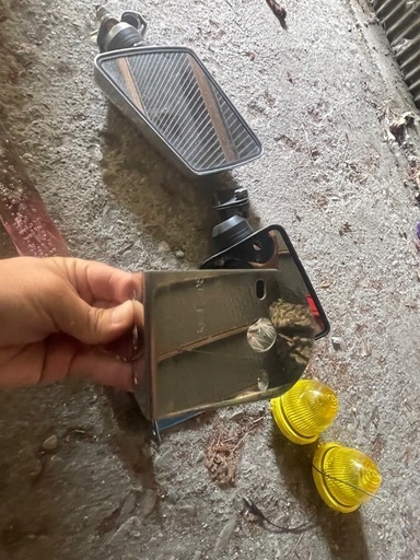 トラック用品