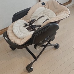 【引き取り限定】コンビ ネムリラ おやすみ＆チェア（手動タイプ）の画像