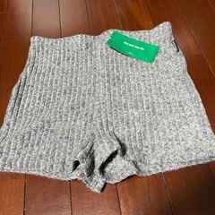 【新品未使用】短パン　ズボンの画像