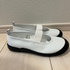 上履き2足セット　キャロット、アキレス　18.5cm 新品未使用の画像