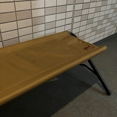 キャンプ用長椅子の画像