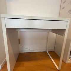 IKEA MICKE ホワイトデスク 引き出し付きの画像