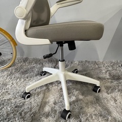 新品　組立済み　FelixKing 918-W オフィスチェア 疲れない 事務用 在宅勤務 デスクチェア メッシュ 人間工学 昇降機能付き 跳ね上げ式アームレスト 腰サポート 360度回転 多機能 通気性 グレー Newの画像