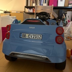 ベンツsmartおもちゃの車の画像