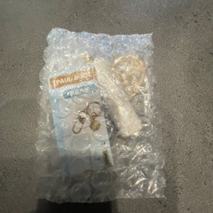 【新品未開封】ポールアンドジョー ガチャガチャ リップ アイシャドウの画像