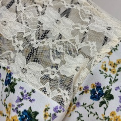 ブラウス花柄レトロの画像