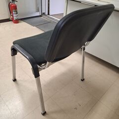 オフィス用チェア　椅子の画像