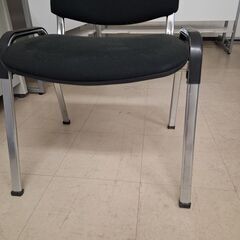 オフィス用チェア　椅子の画像