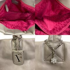フルラ Furla トートバッグ チャーム付き ハンド グレーの画像
