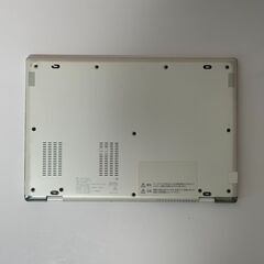 ★第10世代i7★ 超軽量766g メモリ16GB dynabook F68の画像
