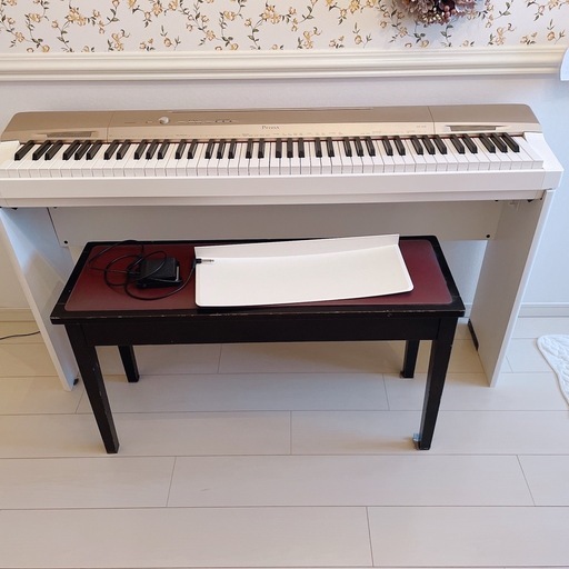 カシオ　電子ピアノ　PX-160GD 　 ペダル　取扱説明書付き 88鍵盤 カシオ 電子ピアノ PX-160GD ペダル 取扱説明書付き 88鍵盤 PX