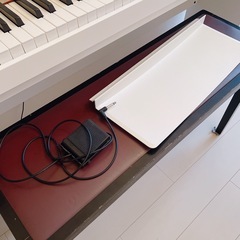 電子ピアノCASIO(カシオ) 88鍵盤 Privia PX-160GD シャンパンゴールドの画像