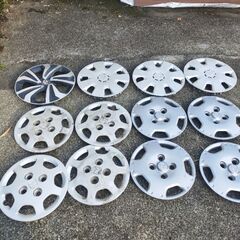 ホィールキャップ　１２個の画像