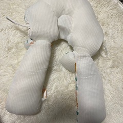 ベビー枕　抱き枕　うつ伏せ防止　絶壁対策の画像