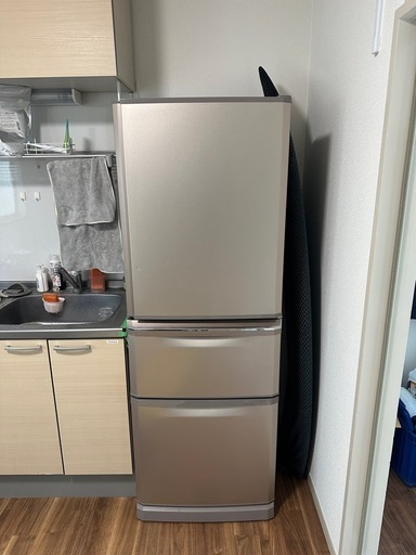 冷蔵庫　335リットル