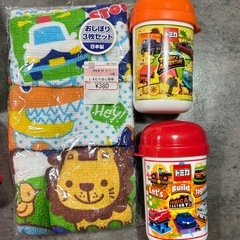 トミカ　お弁当箱　おてふきタオル（新品）の画像
