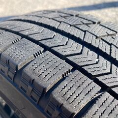 165/65R15 東北6県無料配送対応‼️爆安‼️最終値下げ‼️②超超超バリ溝❗ 国産ブリジストン VRX ❗ アルミ付き 国産 タイヤ❗ スタッドレス コンパクトカーの画像