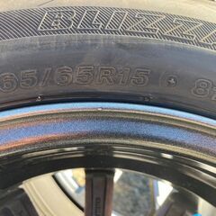 165/65R15 東北6県無料配送対応‼️爆安‼️最終値下げ‼️②超超超バリ溝❗ 国産ブリジストン VRX ❗ アルミ付き 国産 タイヤ❗ スタッドレス コンパクトカーの画像