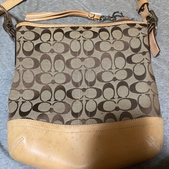 coachショルダーバックの画像