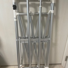 アルミ伸縮物干し ビエント イエナ ワイド（幅120～210cm） 洗濯用品 物干しスタンド完成品 幅も高さも伸縮自在！の画像