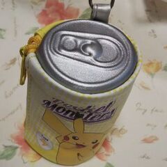 ポケモンハンドタオルと小物入れの画像