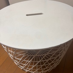 IKEA 机の画像
