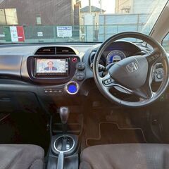 H24年式　フィットHV　HVシーズ　スマートキー　ナビ　車検：令和9年8月の画像