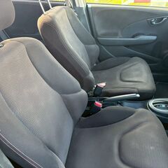 H24年式　フィットHV　HVシーズ　スマートキー　ナビ　車検：令和9年8月の画像