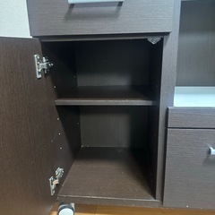 電子レンジと電子レンジ台、作動確認積みの画像