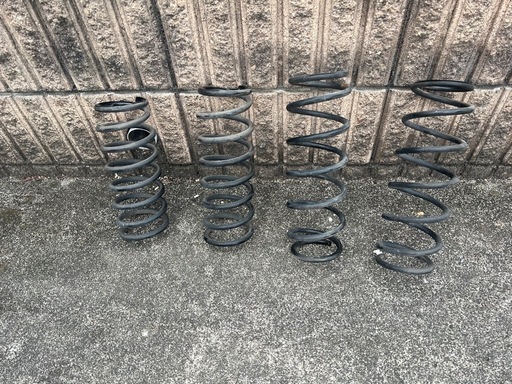 ジムニーJB23純正サスペンションスプリングセット